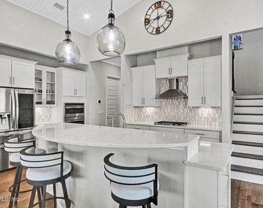 104 Marquesa Circle - Photo Thumbnail 8