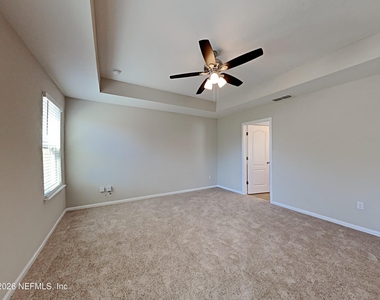 15662 Chir Pine Drive - Photo Thumbnail 9