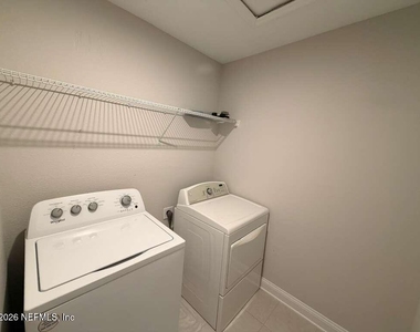 12039 Calvesta Street - Photo Thumbnail 10