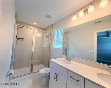 12039 Calvesta Street - Photo Thumbnail 14