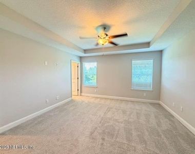 12039 Calvesta Street - Photo Thumbnail 12