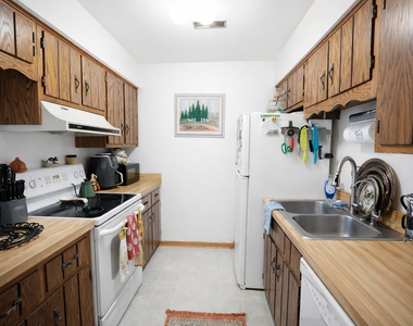 1486 Stonebridge Circle - Photo Thumbnail 5