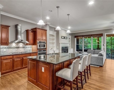 1219 Mecaslin Street Nw - Photo Thumbnail 6