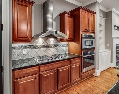 1219 Mecaslin Street Nw - Photo Thumbnail 4