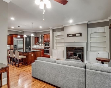 1219 Mecaslin Street Nw - Photo Thumbnail 13