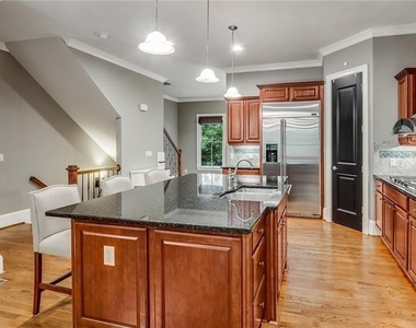 1219 Mecaslin Street Nw - Photo Thumbnail 5