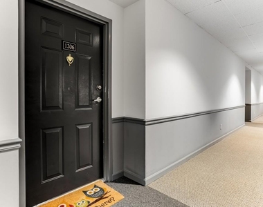 970 Sidney Marcus Boulevard Ne - Photo Thumbnail 2