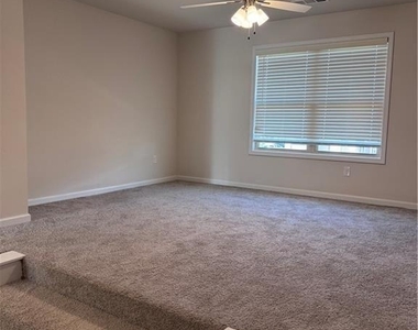 4252 Shandi Cove - Photo Thumbnail 9