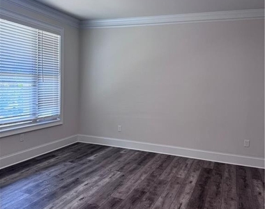 4252 Shandi Cove - Photo Thumbnail 4