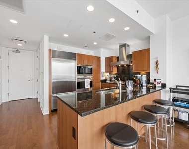 401 N Wabash Avenue - Photo Thumbnail 7