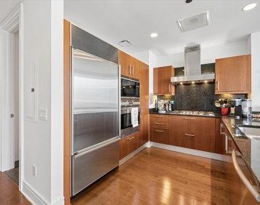 401 N Wabash Avenue - Photo Thumbnail 8