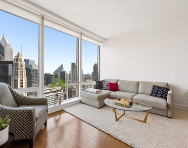 401 N Wabash Avenue - Photo Thumbnail 4