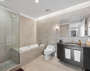 401 N Wabash Avenue - Photo Thumbnail 14