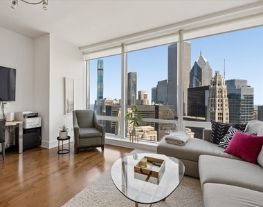 401 N Wabash Avenue - Photo Thumbnail 1