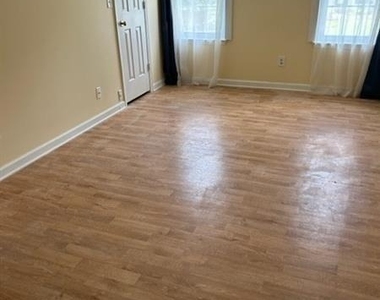 4921 Heritage Trace Court - Photo Thumbnail 18