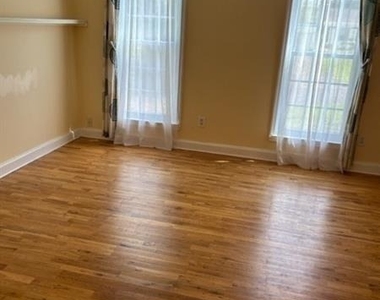 4921 Heritage Trace Court - Photo Thumbnail 7