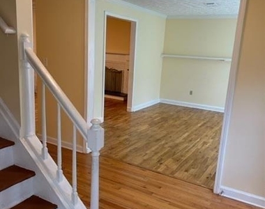 4921 Heritage Trace Court - Photo Thumbnail 3