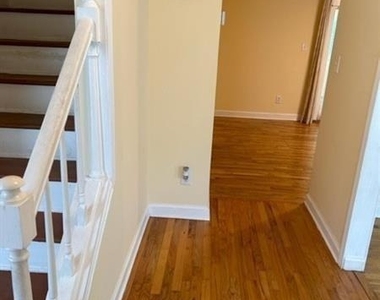 4921 Heritage Trace Court - Photo Thumbnail 4