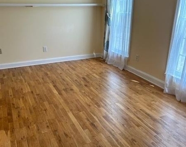 4921 Heritage Trace Court - Photo Thumbnail 5