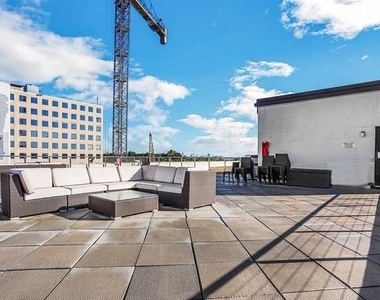 1421 Peachtree Street Ne - Photo Thumbnail 21