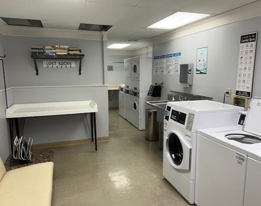 1421 Peachtree Street Ne - Photo Thumbnail 22