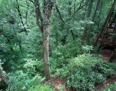 5200 Laurel Bridge Drive Se - Photo Thumbnail 6