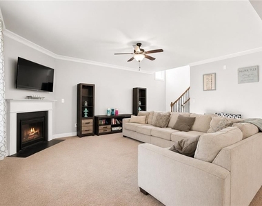 3105 Duke Drive - Photo Thumbnail 7
