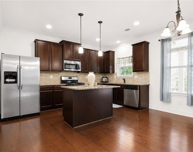 3105 Duke Drive - Photo Thumbnail 5