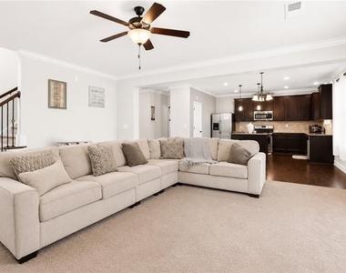 3105 Duke Drive - Photo Thumbnail 8
