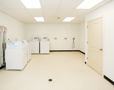 3267 W Wrightwood Avenue - Photo Thumbnail 12
