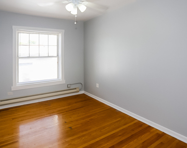 3267 W Wrightwood Avenue - Photo Thumbnail 7