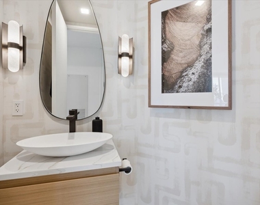401 N Wabash Avenue - Photo Thumbnail 8