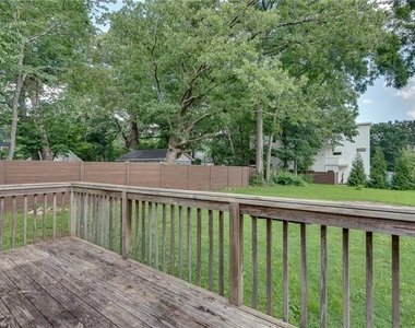 1424 Hosea L Williams Drive Ne - Photo Thumbnail 6
