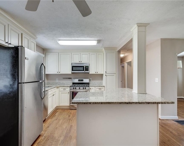 1424 Hosea L Williams Drive Ne - Photo Thumbnail 13
