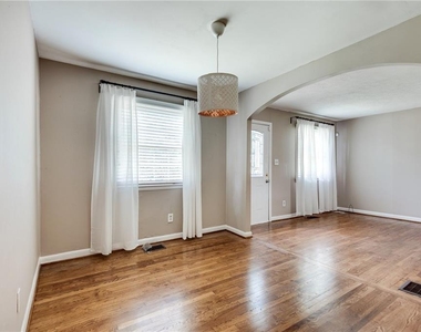1424 Hosea L Williams Drive Ne - Photo Thumbnail 17