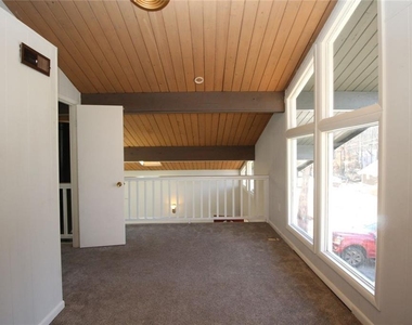 9240 Nova Drive - Photo Thumbnail 14
