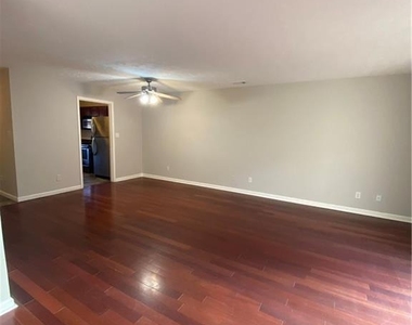 2852 Webb Bridge Road - Photo Thumbnail 1