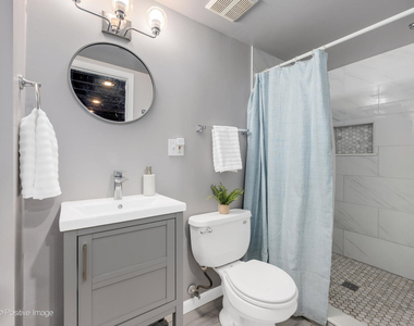 392 E Saint Charles Road - Photo Thumbnail 20
