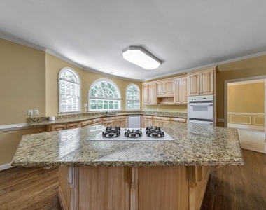 5321 Edgerton Drive - Photo Thumbnail 10
