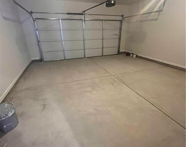 398 Lanier Circle - Photo Thumbnail 23