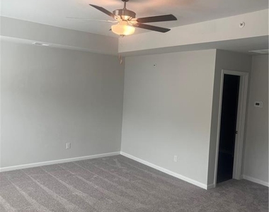 398 Lanier Circle - Photo Thumbnail 11