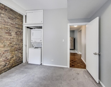 749 W California Terrace - Photo Thumbnail 8