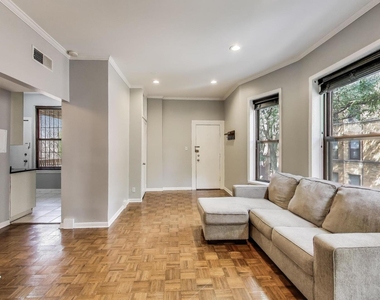 749 W California Terrace - Photo Thumbnail 3