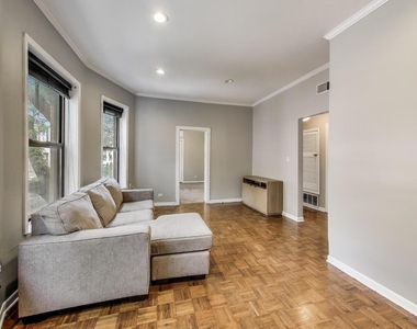 749 W California Terrace - Photo Thumbnail 2