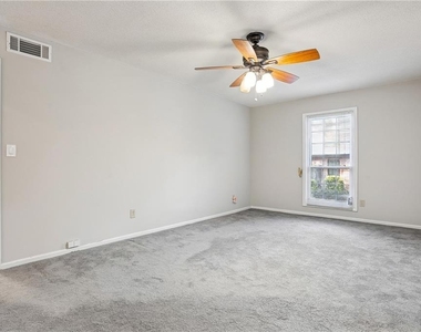 6851 Roswell Road - Photo Thumbnail 19