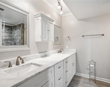 6851 Roswell Road - Photo Thumbnail 22
