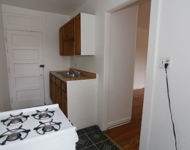 3263 W Wrightwood Avenue - Photo Thumbnail 5