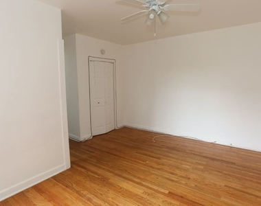 3263 W Wrightwood Avenue - Photo Thumbnail 9