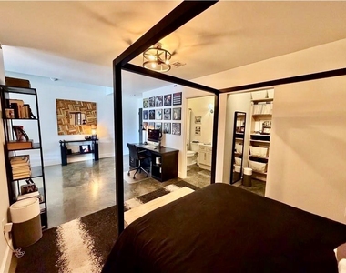 845 Spring Street Nw - Photo Thumbnail 8