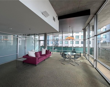 845 Spring Street Nw - Photo Thumbnail 16